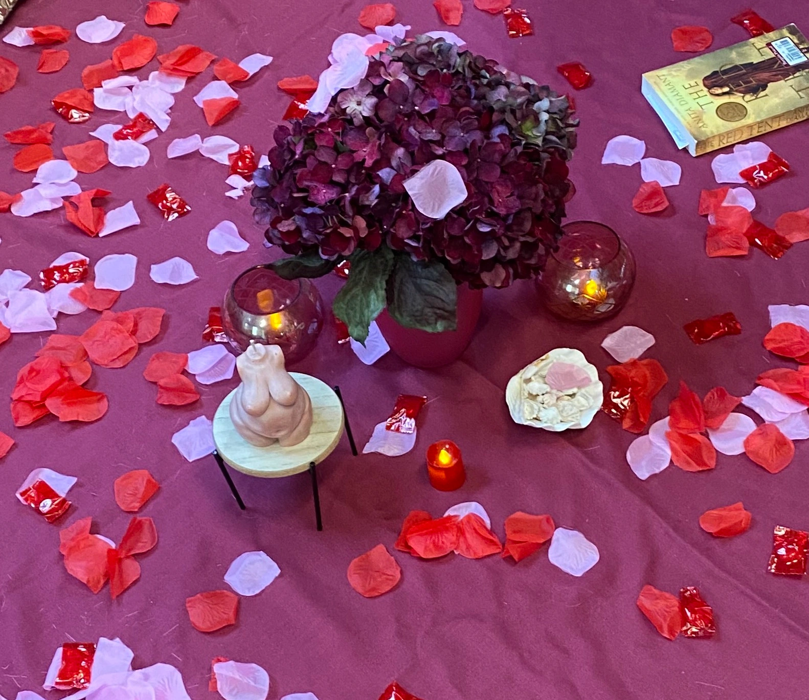 pf 23 altar Red Tent pf 23 altar Red Tent